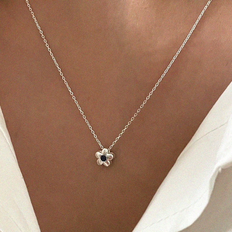 [자사몰 전용] silver925 mini flower necklace